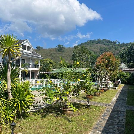 Villa Colina Khao Lak Rooms And Bungalows - Adults Only Exterior foto
