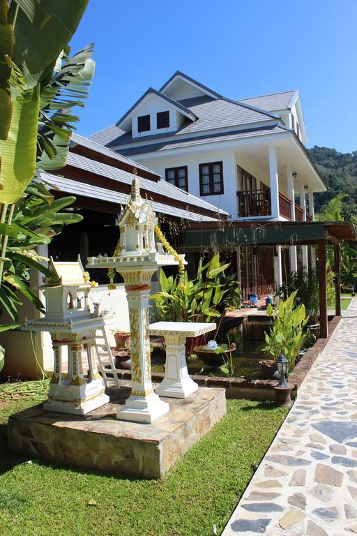 Villa Colina Khao Lak Rooms And Bungalows - Adults Only Exterior foto