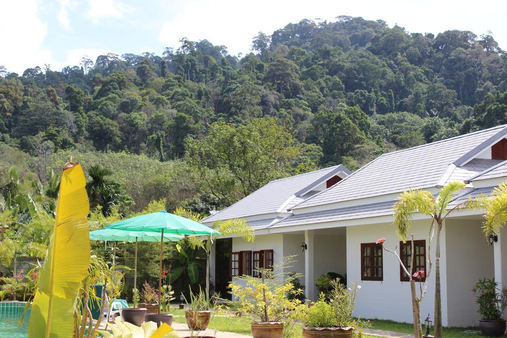 Villa Colina Khao Lak Rooms And Bungalows - Adults Only Exterior foto